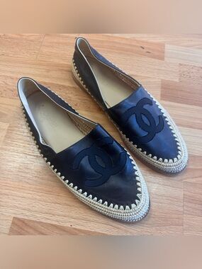 Chanel black lamb leather espadrilles interlocking logo loafers size 41/10-10.5